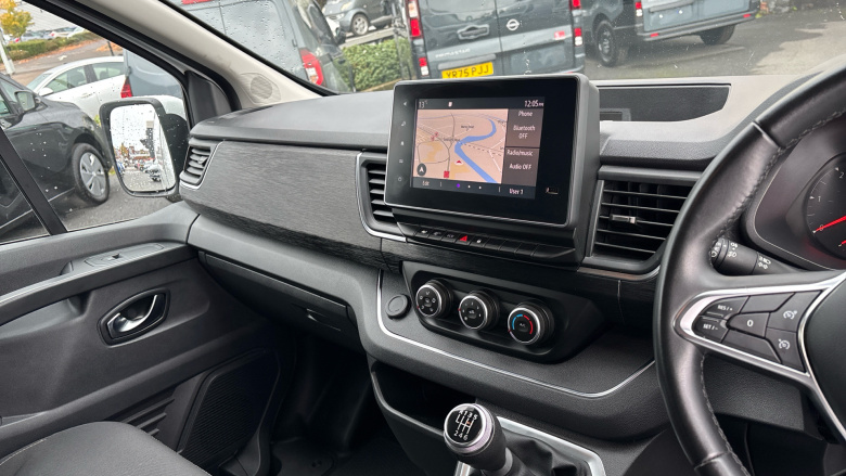 Nissan Primastar 28 L1 Diesel 2.0 dCi 130ps H1 Tekna Van